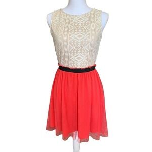 Speckless Dress Size 9 Cream Lace Red Taffeta Lined Exposed Metal Zipper